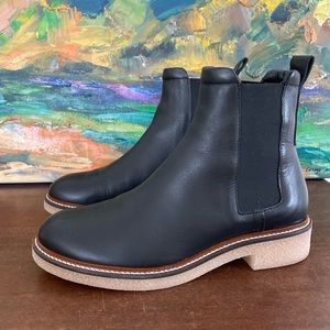 Everlane Leather Chelsea Boots - worn once 🩷😍
